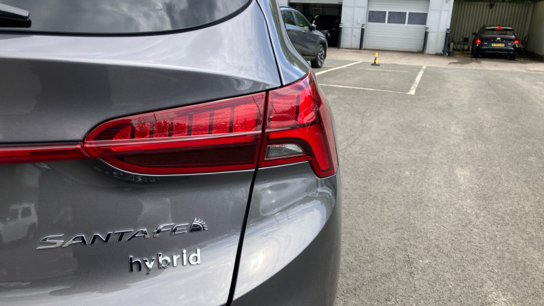 Hyundai SANTA FE 1.6 TGDi Hybrid Premium 5dr Auto Hybrid Estate